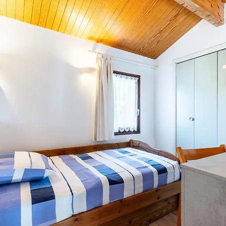 Сasa de vacaciones Lutins 5 By Interhome