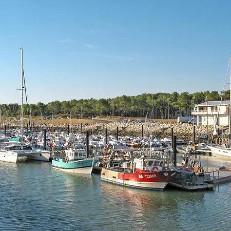 Lutins 5 By Interhome