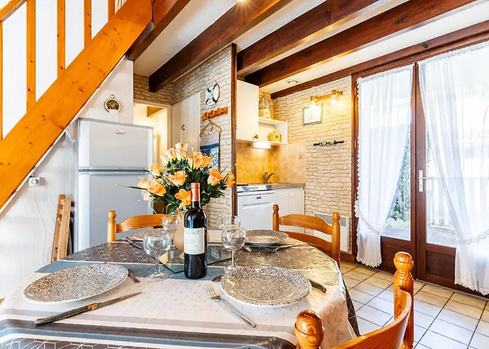 Сasa de vacaciones Lutins 5 By Interhome Les Mathes